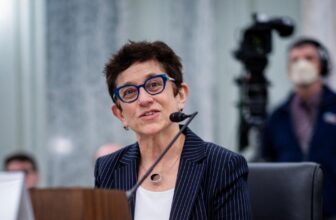 Public web advocate Gigi Sohn withdraws from FCC consideration