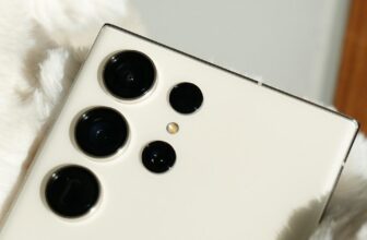 Samsung explains its ‘faux’ Moon photographs