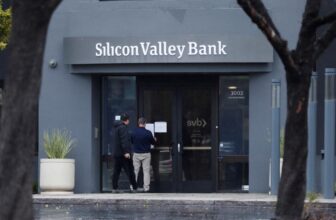 US regulators will shield all deposits at Silicon Valley Financial institution