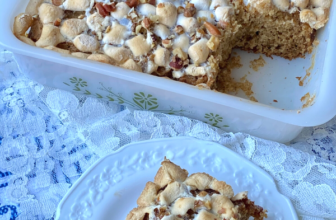 APPLESAUCE MARSHMALLOW COFFEE CAKE – The Southern Woman Cooks