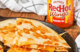 Buffalo Rooster Quesadilla – Barefeet within the Kitchen
