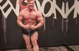 Jay Cutler Shares How To Assemble An “Olympia” Chest