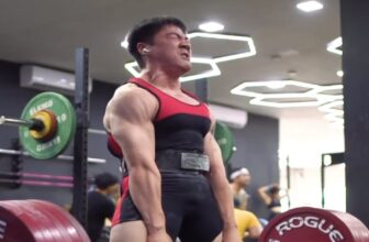 Powerlifter Kasemsand Senumong (66KG) Deadlifts 320 Kilograms (705 Kilos) for Big PR and Unofficial World File