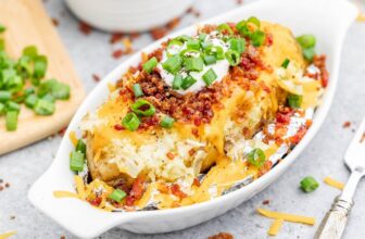 Loaded Baked Potato – thestayathomechef.com