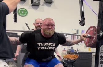 Hafthor Björnsson Squats 420 Kilograms (925.9 Kilos) Uncooked, Continues Highly effective Return to Strongman