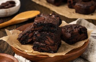 Fudgy Cake Combine Brownies | Cookies and Cups