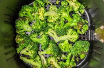 Air Fryer Frozen Broccoli – thestayathomechef.com