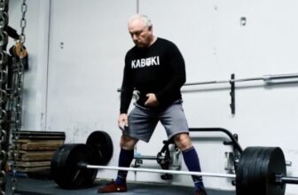 Rudy Kadlub Deadlifts 237.7 Kilograms (524 Kilos) For two-Rep PR On 74th Birthday