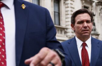 Ron DeSantis had hassle saying his presidential bid as a result of Twitter’s servers had been ‘type of melting’