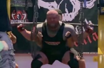 Phillip Herndon Turns into Lightest Individual to Squat 453.9 Kilograms (1,000 Kilos) Uncooked with Wraps